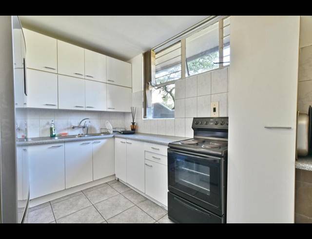 2 BEDROOM DUPLEX FOR SALE IN NORWOOD